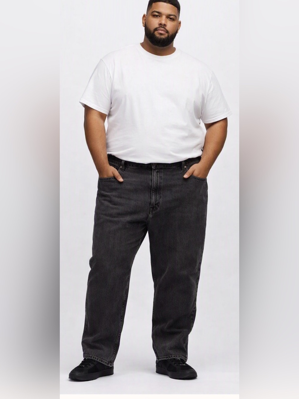 Vintage Arizona Men’s Straight Leg Jeans in Washed Black Denim Sz 42/30
